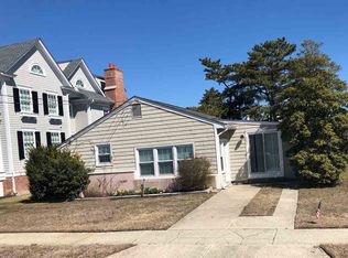 225 52nd St, Avalon, NJ 08202