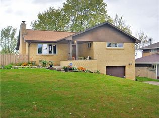 4406 McKenzie Dr, Monroeville, PA 15146