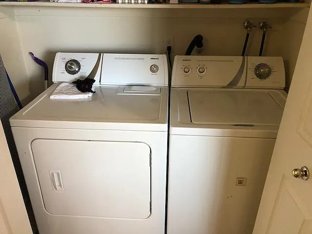 915 N 500 W #24 — Photo 3