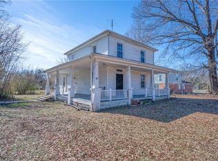 507 Nottoway Ave, Blackstone, VA 23824