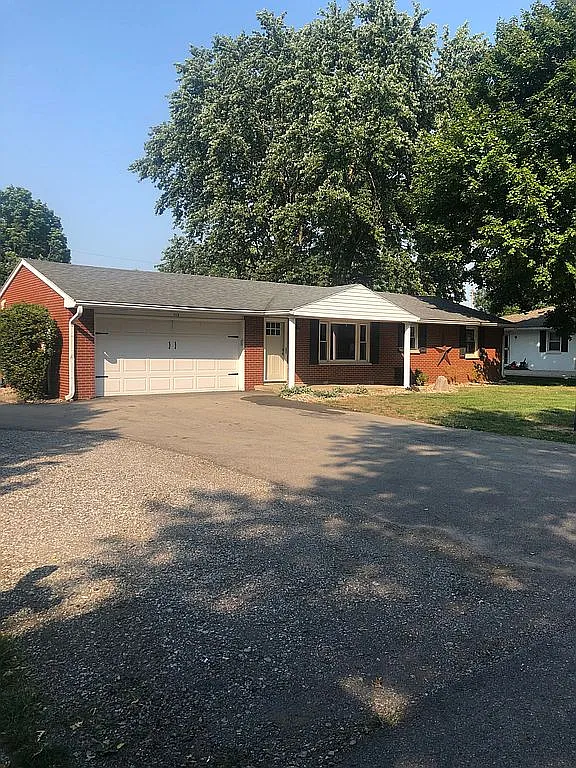 112 Cottonwood Dr photo 1