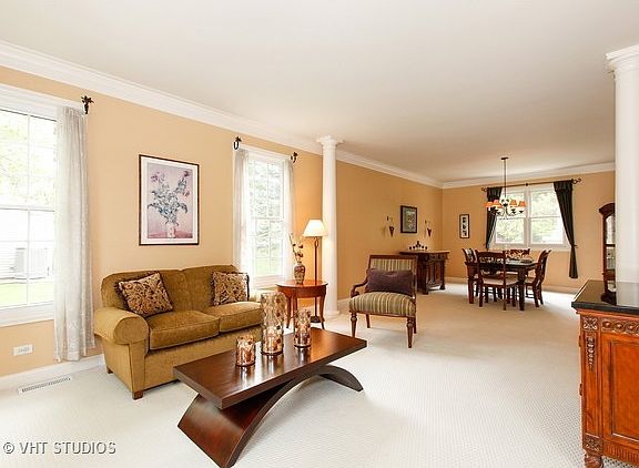 4th image of 1122 W Schiedler Dr