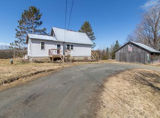 1423 Stearns Brook Rd, Derby Line, VT 05830