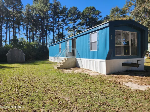 15 Marlette Street, Hubert, NC 28539