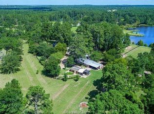 7464 Rambling Ln, Anderson, TX 77830