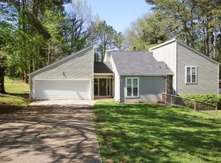 1147 Charlie Ln, Lilburn, GA 30047