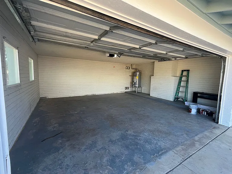 121 E Santa Cruz Dr — Photo 14