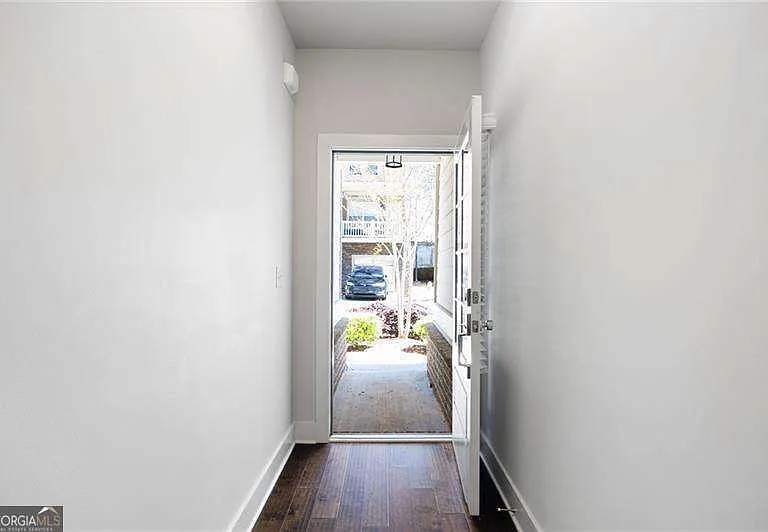 1395 Heights Park Dr SE — Photo 5