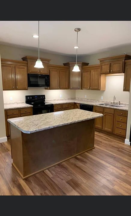 1st image of 3302 W Canyon Dr #3302