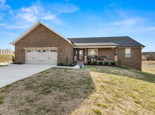 1519 Rosewood Dr, Sevierville, TN 37876