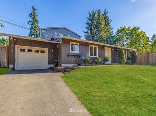 8129 NE 166th St, Kenmore, WA 98028