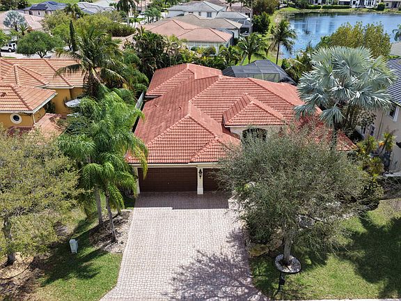 2nd image of 6666 NW 127th Terrace