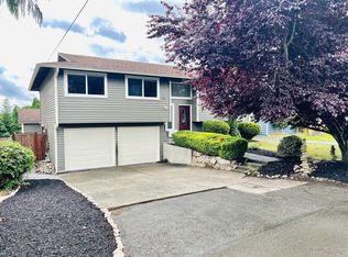 1011 N 29th St, Renton, WA 98056