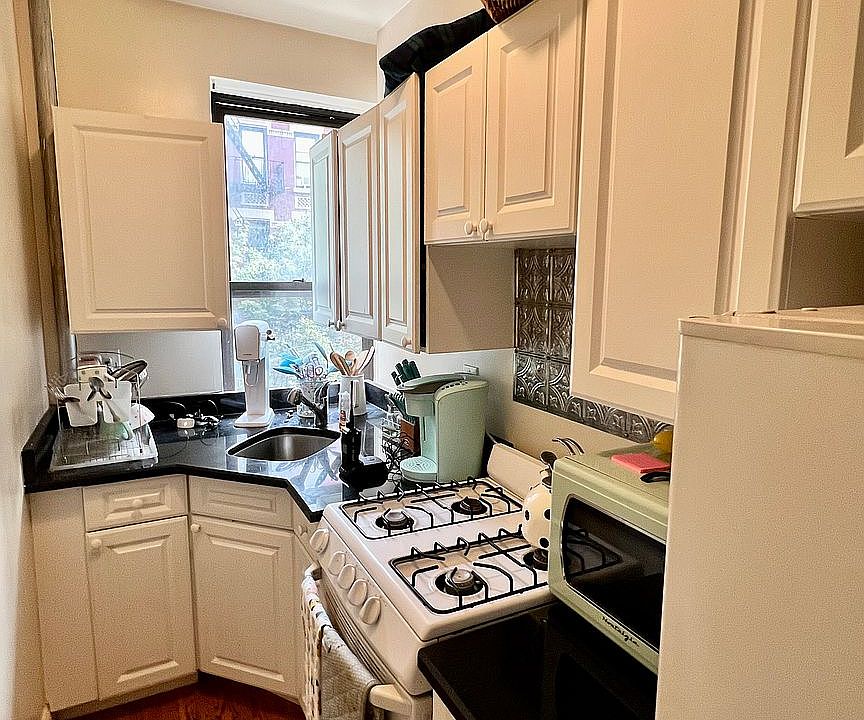 1st image of 446 E 78th St APT 9