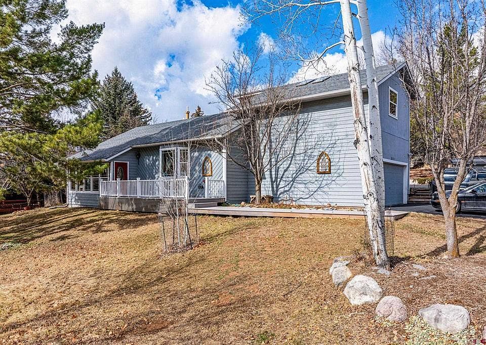 1st image of 311 Hillcrest Drive