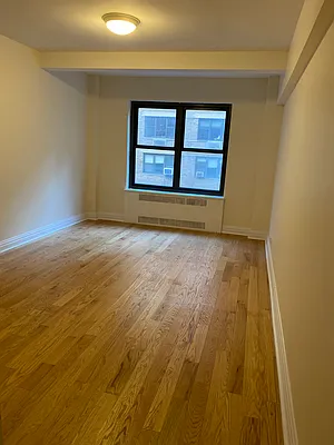 Rented by Real Estate Investors Group LLC | media 32