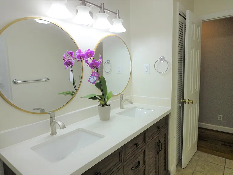 4606 Willa Way — Photo 26