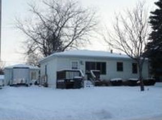 1632 Plymouth Ave, Waterloo, IA 50702