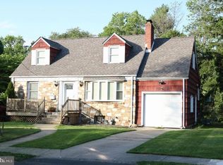 606 Maple Ave, Ewing, NJ 08618