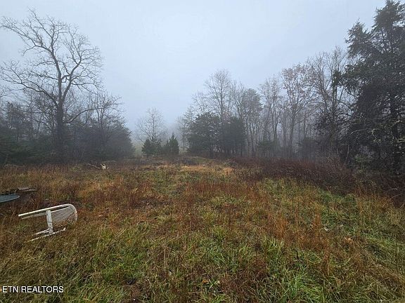 3rd image of 1644 Round Barn Rd
