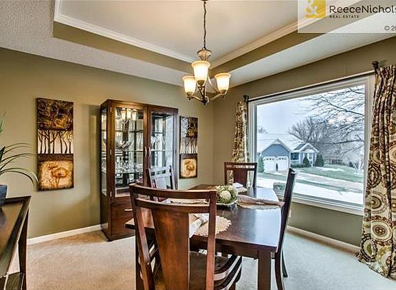 Super Chic Dining Room!