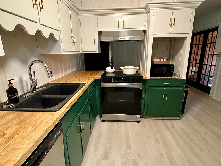 123 Sally Ln #1 — Photo 3