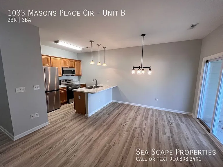 1033 Masons Place Cir #B — Photo 4