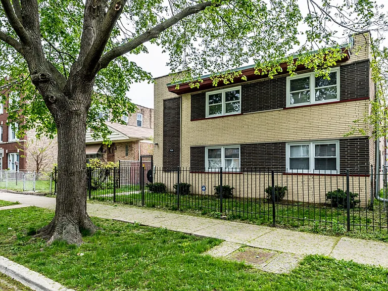 7927 S Ellis — Photo 13