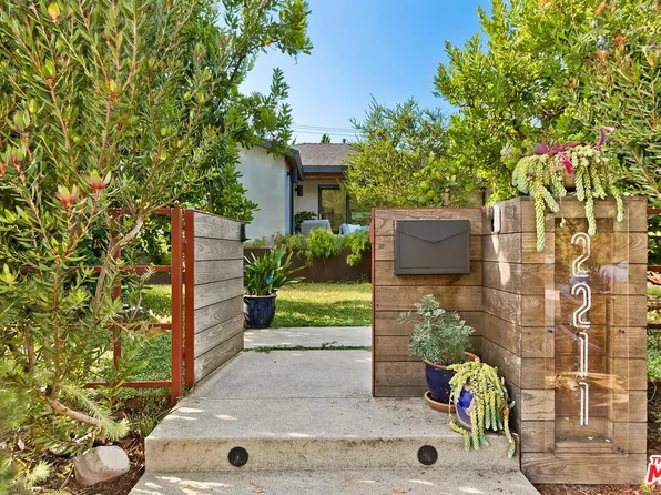 2211 Ashland Ave, Santa Monica, CA 90405
