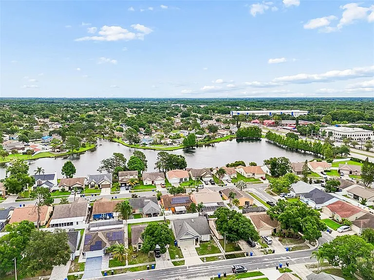 10105 Sea Spray Pl — Photo 47