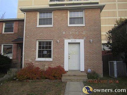 2nd image of 3809 S Calumet Ave