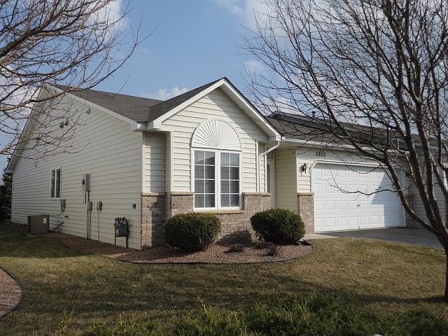1st image of 3800 Zinnia Ln N