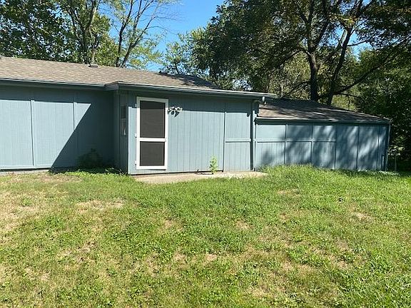 4th image of 15506 Kay Ave