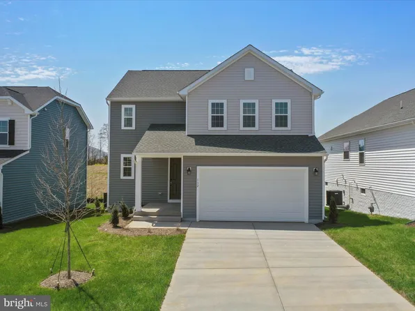 132 Curtain Fall Dr, Middletown, VA 22645