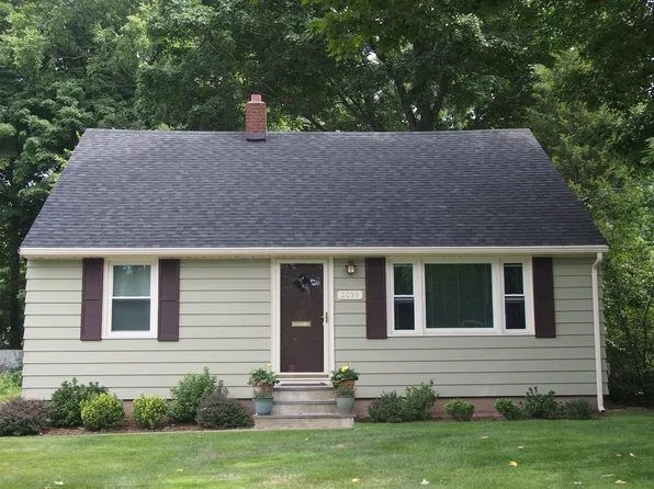 2059 Whitney Ave, North Haven, CT 06473