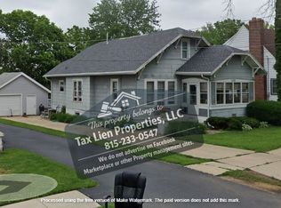 1152 W Staver St, Freeport, IL 61032
