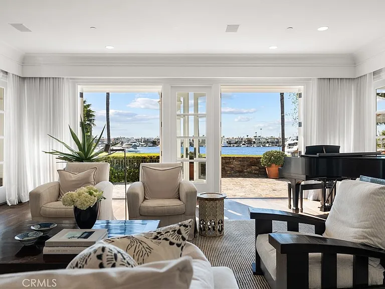 2411 Bayshore Dr — Photo 4
