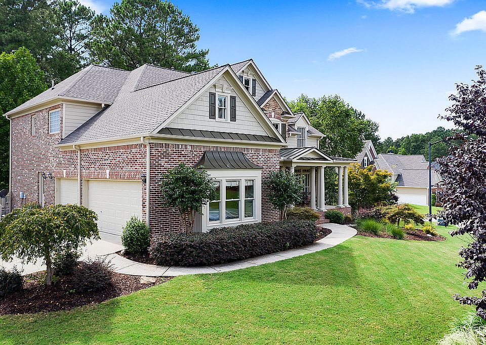 2nd image of 94 Thorncliff Lndg