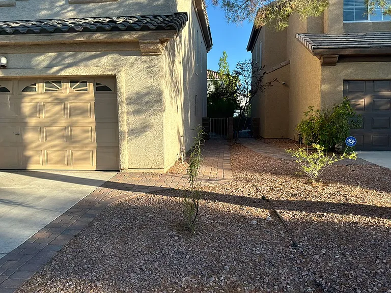 10021 Calabasas Ave — Photo 4
