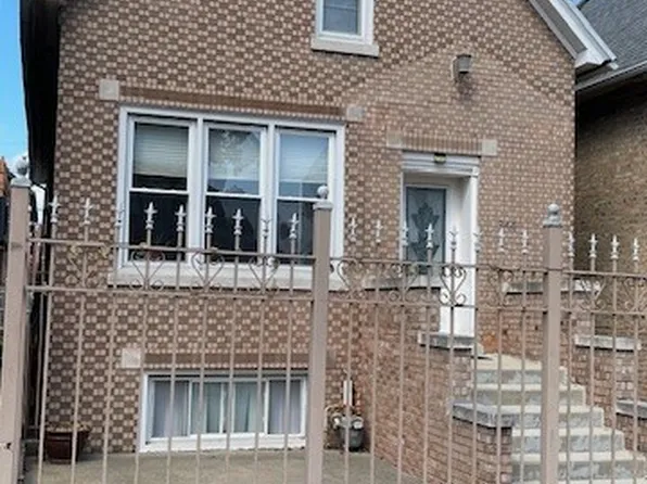 944 W 32nd St, Chicago, IL 60608