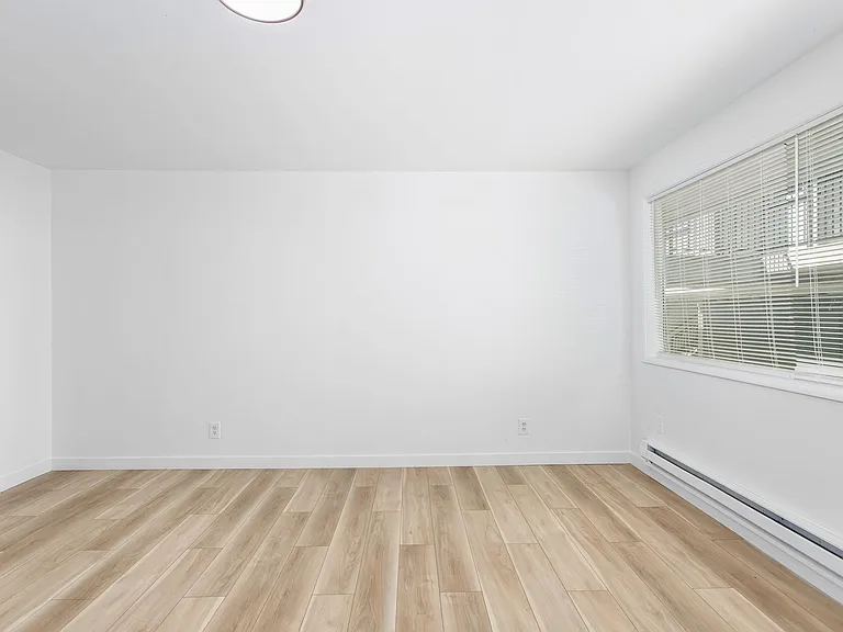 610 S Sheridan Ave — Photo 3