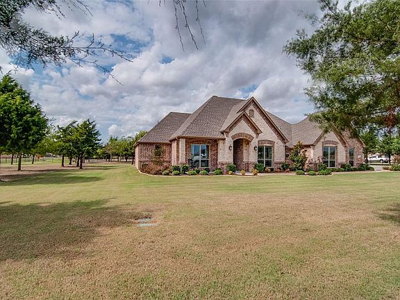 3rd image of 3932 County Road 2617