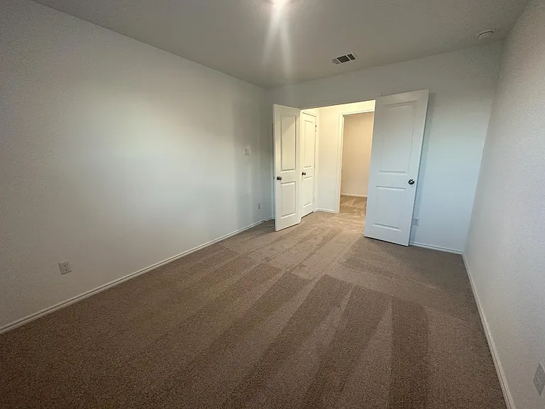 1018 Ascari Ct — Photo 27