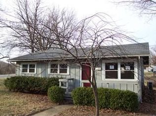 324 Cherry St, New Albany, IN 47150