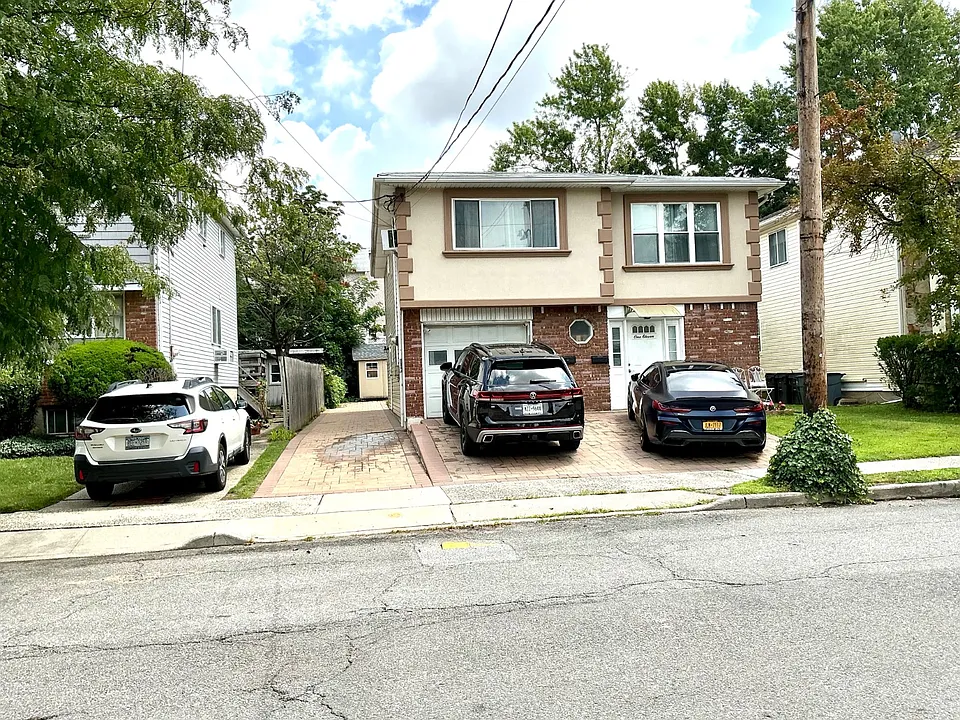 111 Fields Ave #1