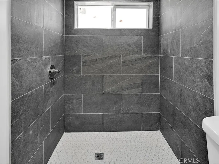 1209 6th St #2 — Photo 10