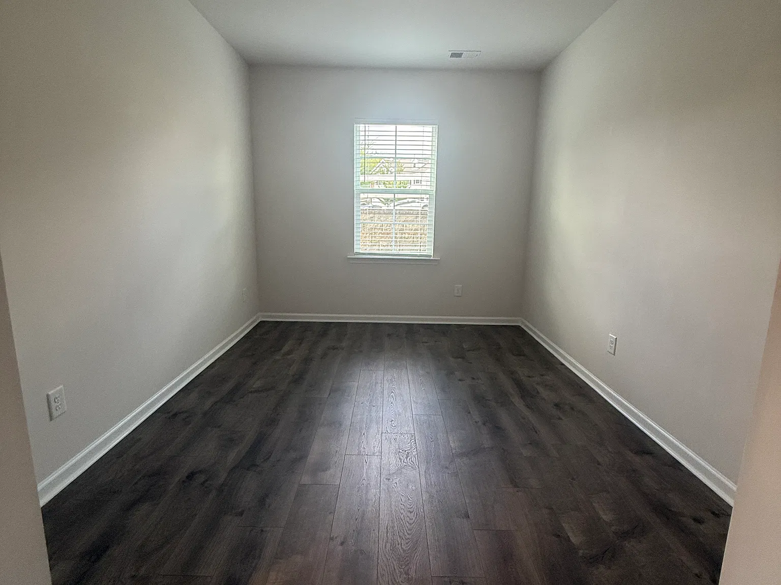 4 bed, 2.5 bath, 2958 sqft, $2,800 — Photo 3