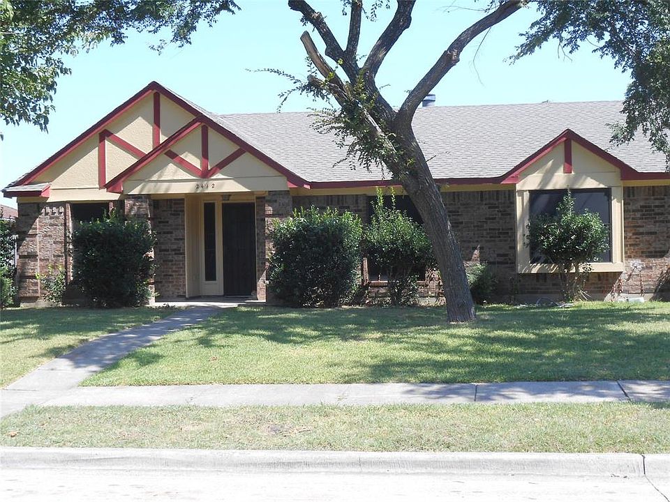 1st image of 2442 Kimberly Dr