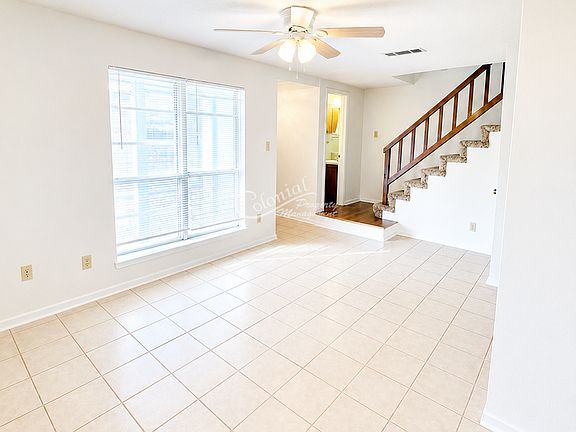 4th image of 3009 Lake Rd APT B