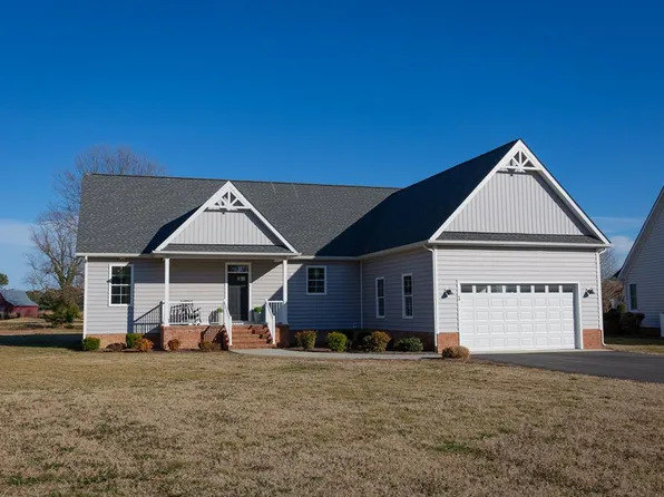 60 Old Field Rd, Irvington, VA 22480